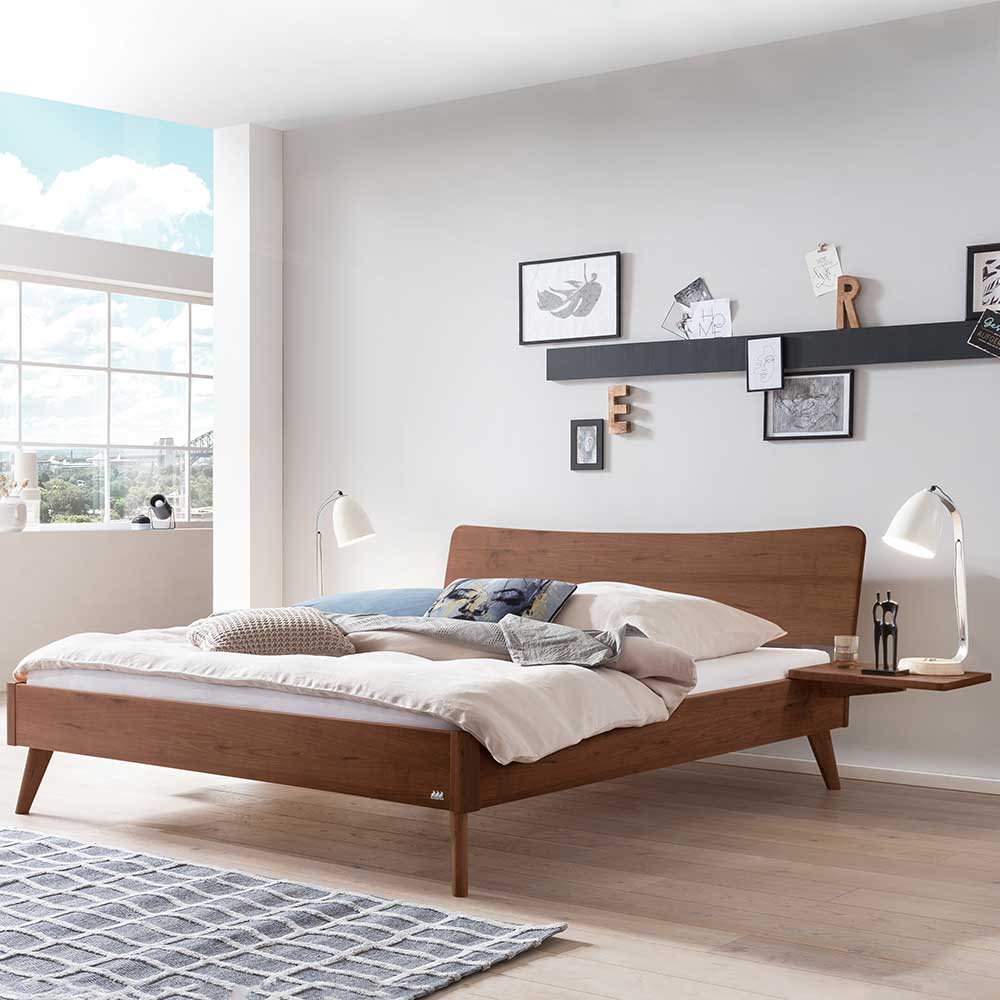 Nussbaum Massivholz Bettgestell Kansas in modernem Design 140x200 cm