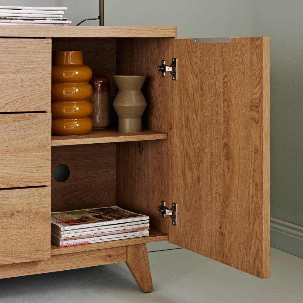 Esszimmersideboard Satos mit drei Schubladen und Drehtüren