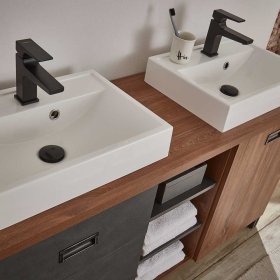 Badezimmermöbelset Verjan in Eiche dunkel und Grau mit 2 Waschbecken (fünfteilig) – Ansicht 5