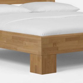 Massivholz Doppelbett Restania aus Wildeiche honigfarben mit Nachtkommoden (dreiteilig) – Ansicht 6