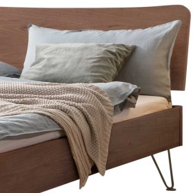 Nussbaum Massivholz Bett Stufanias mit Vierfußgestell aus Metall 140x200 – Ansicht 3