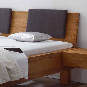 Bett Jandris aus Wildeiche massiv mit gepolstertem Kopfteil – Ansicht 2