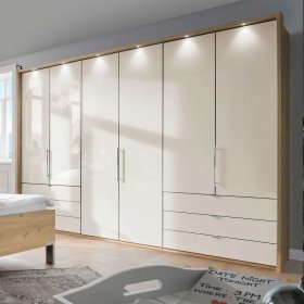 Komplettschlafzimmer Cnutria in Beige und Eiche Bianco (vierteilig) – Ansicht 9