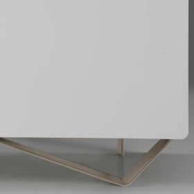 Design Esszimmersideboard Bacanova in Weiß & Nussbaumfarben mit Metallgestell – Ansicht 3
