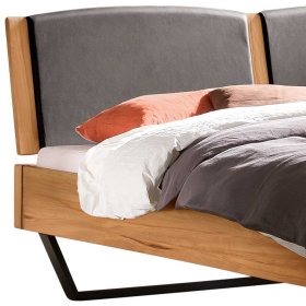 Doppelbett mit Bügelgestell Gelvins aus Wildbuche Massivholz und Stahl – Ansicht 3