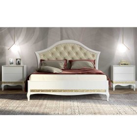 Neorenaissance Bett und Kommoden Jedvila in Weiß und Goldfarben (dreiteilig) – Ansicht 1