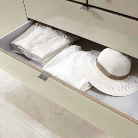 Luxus Komplettschlafzimmer Cnutria in Eiche Bianco und Beige (vierteilig) – Ansicht 12