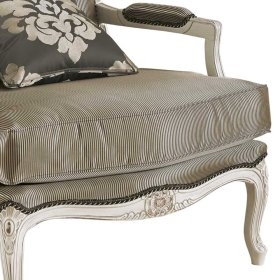 Luxuriöser Sessel Lagoos in Taupe und Holz White Wash – Ansicht 4