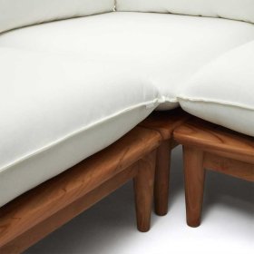 Terrassensitzgruppe Surie aus Teak Massivholz mit drei Sitzplätzen (vierteilig) – Ansicht 3