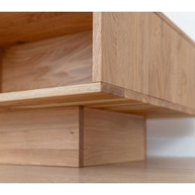 Wohnzimmer Tisch massiv Rusaly aus Wildeiche in modernem Design – Ansicht 5