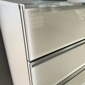 Sideboard Bean mit vier Schubladen in Weiß – Ansicht 5
