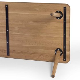 Esszimmer Tisch Vrenos aus Eiche Massivholz 75 cm hoch – Ansicht 5