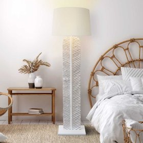 Treibholz Stehleuchte Valmonda im Landhausstil 175 cm hoch – Ansicht 1