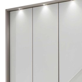 Modernes Schlafzimmer Set Zymian in Hellgrau Weiß mit LED Beleuchtung (vierteilig) – Ansicht 7