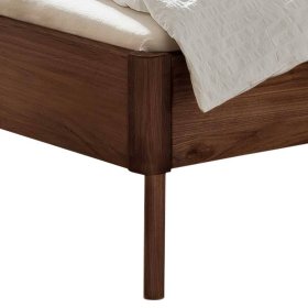 Hochwertiges Doppelbett Lakeside aus Nussbaum Massivholz geölt – Ansicht 5
