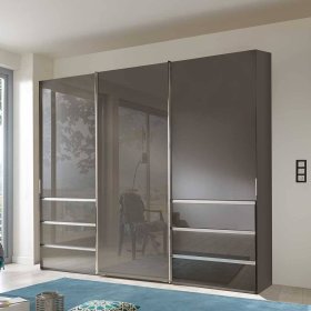 Brauner Schiebetürenschrank Vyrana in modernem Design 3 türig – Ansicht 2