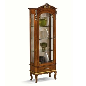Vitrinenschrank Fiodaria in Nussbaumfarben mit Glasböden und Schublade – Ansicht 2