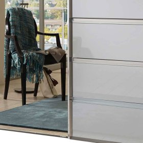 Schiebetürenschrank weiß Geronda mit Spiegeltür und sechs Schubladen – Ansicht 4