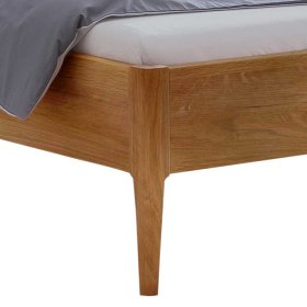 Hochwertiges Bett 140x200 Winner aus Wildeiche Massivholz in modernem Design – Ansicht 5