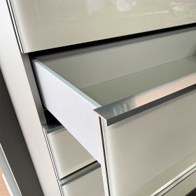 Sideboard Bean mit vier Schubladen in Weiß – Ansicht 4